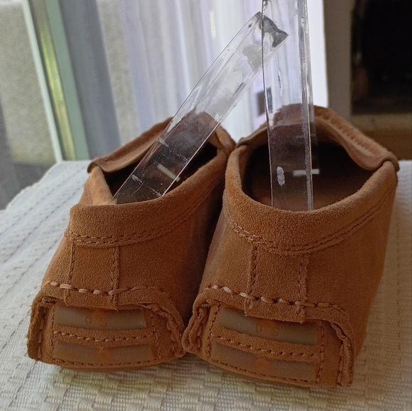 Gentle Souls Kenneth Cole Women's Mina Perforated Driving Style Loafer.like New - Picture 5 of 8